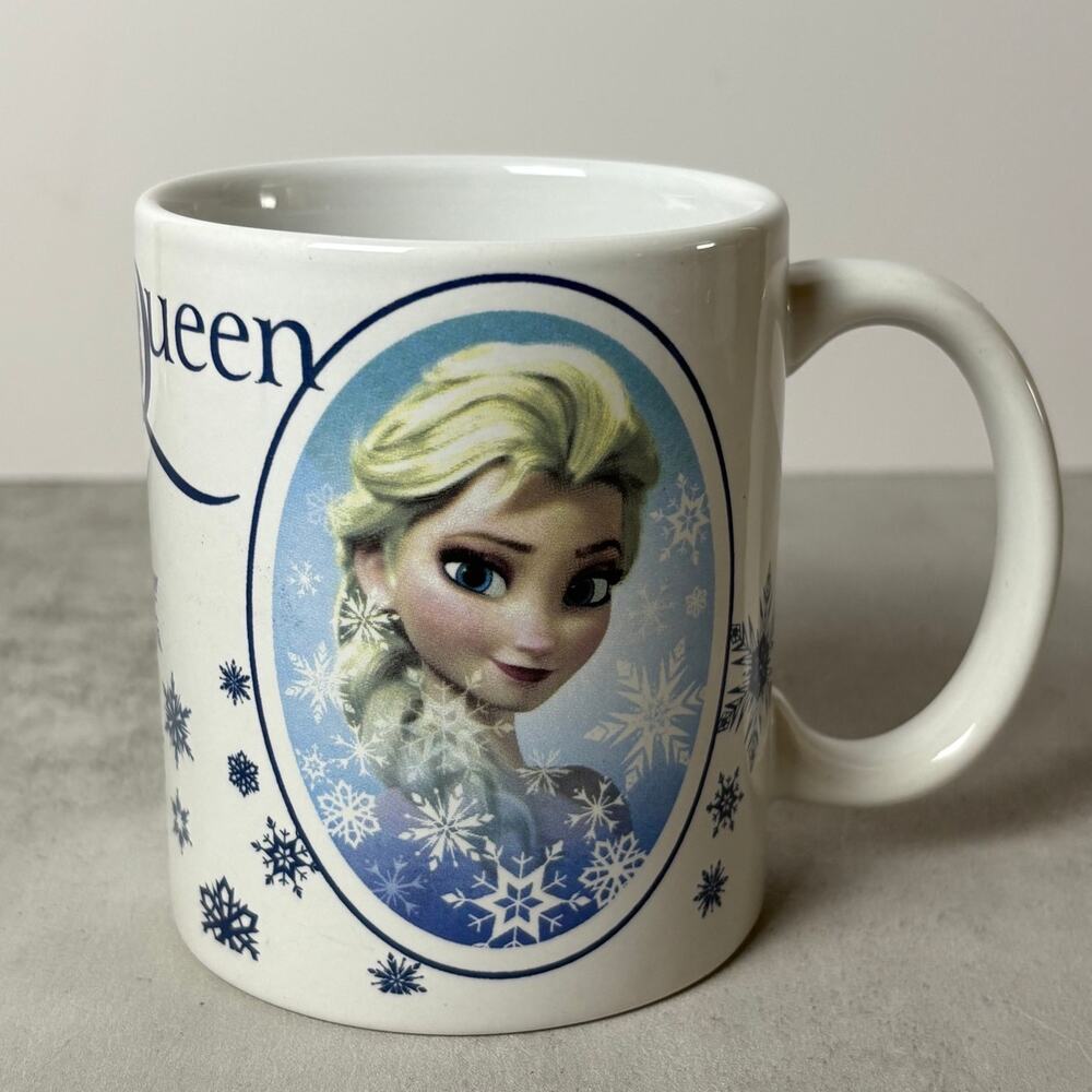 Disney Frozen Snow Queen Elsa Ceramic 12oz Coffee Mug